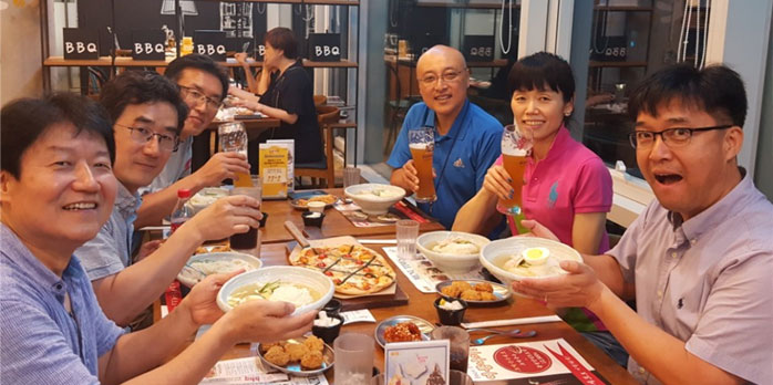 정기 운동후 교내 회식(2018) 